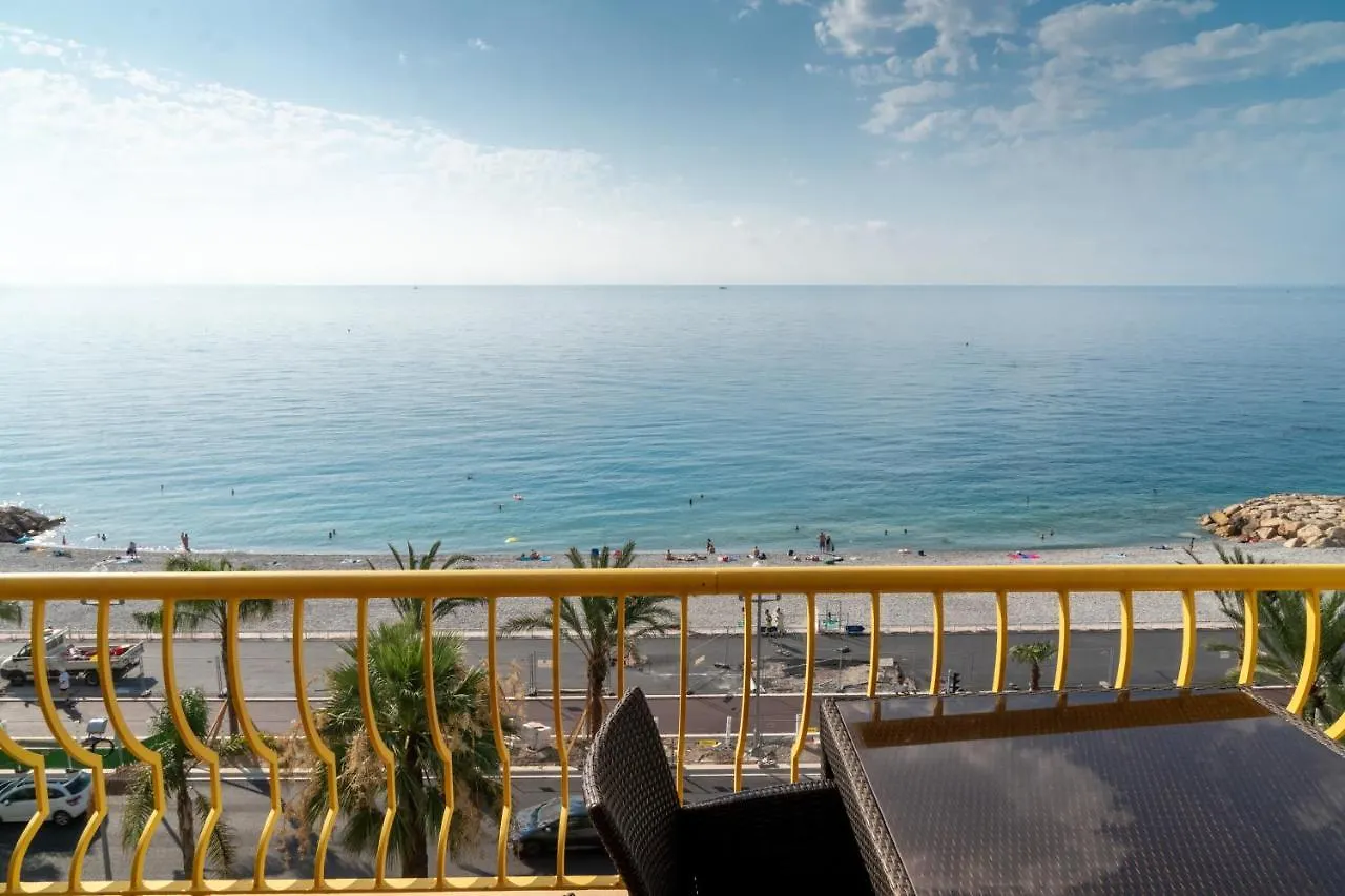 Beachfront Apartment Promenade Des Anglais Nice